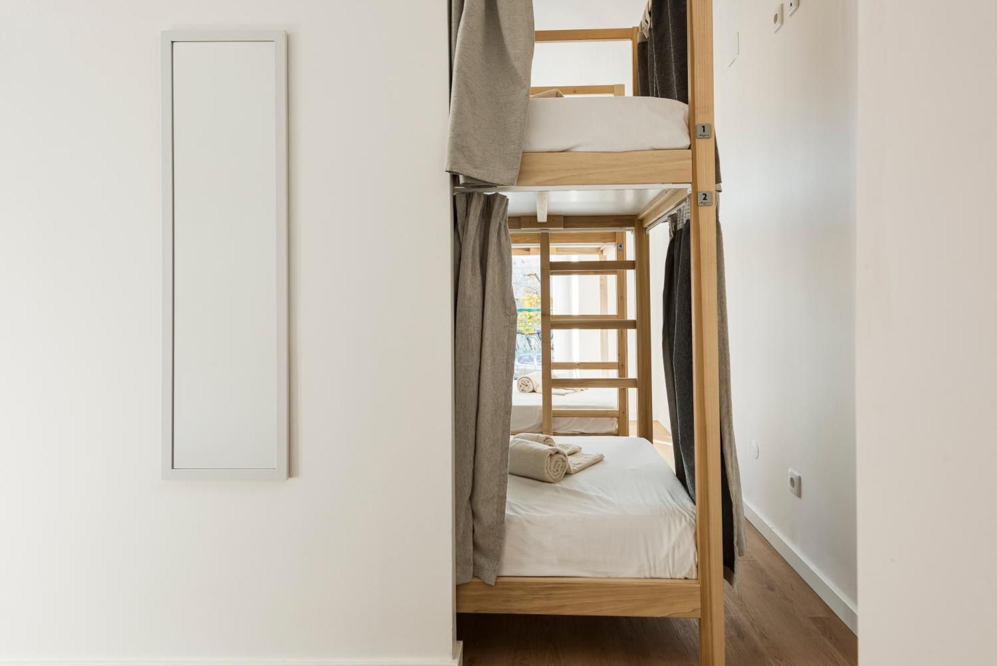 Madalena Hostel E Suites Faro Ngoại thất bức ảnh