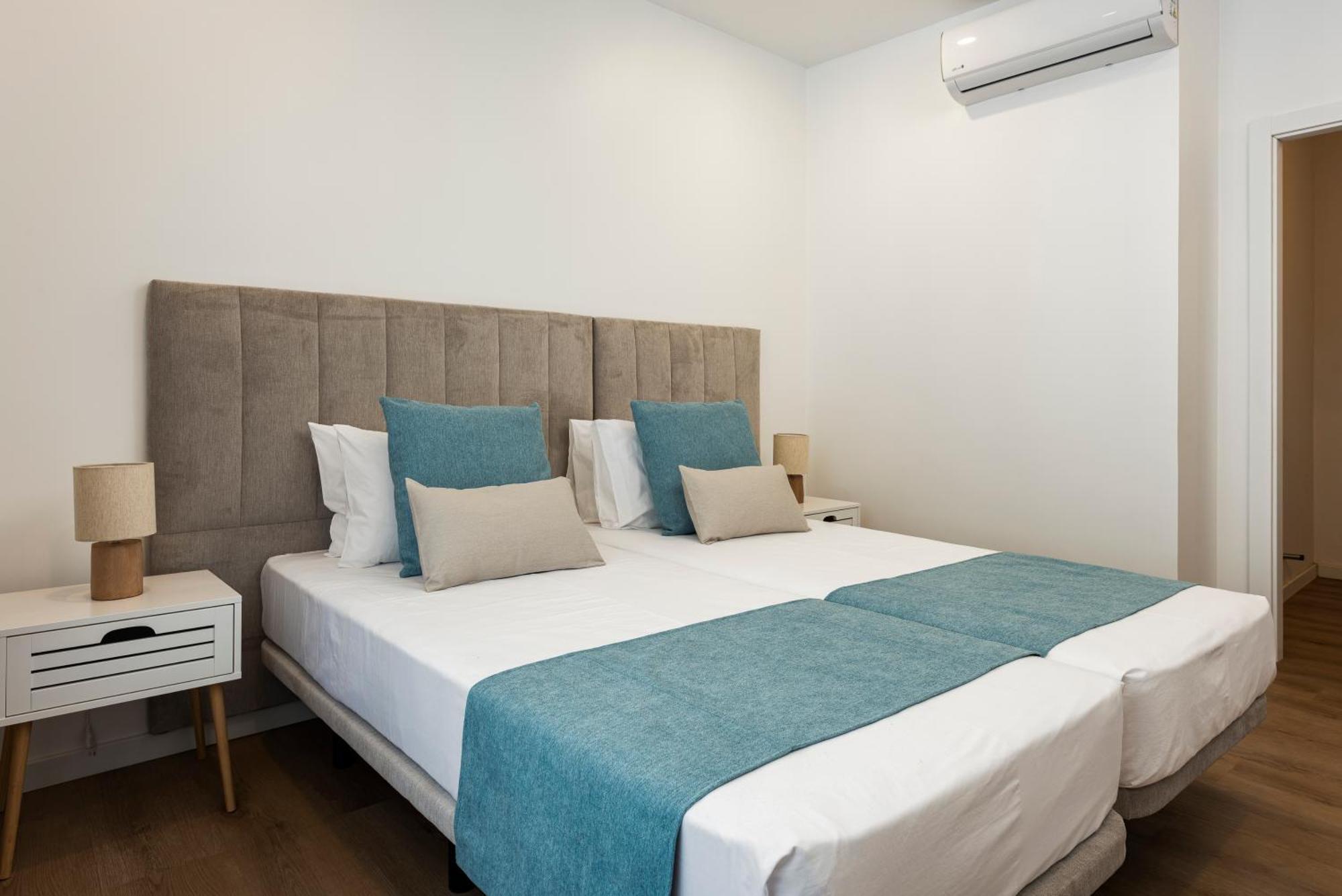 Madalena Hostel E Suites Faro Ngoại thất bức ảnh
