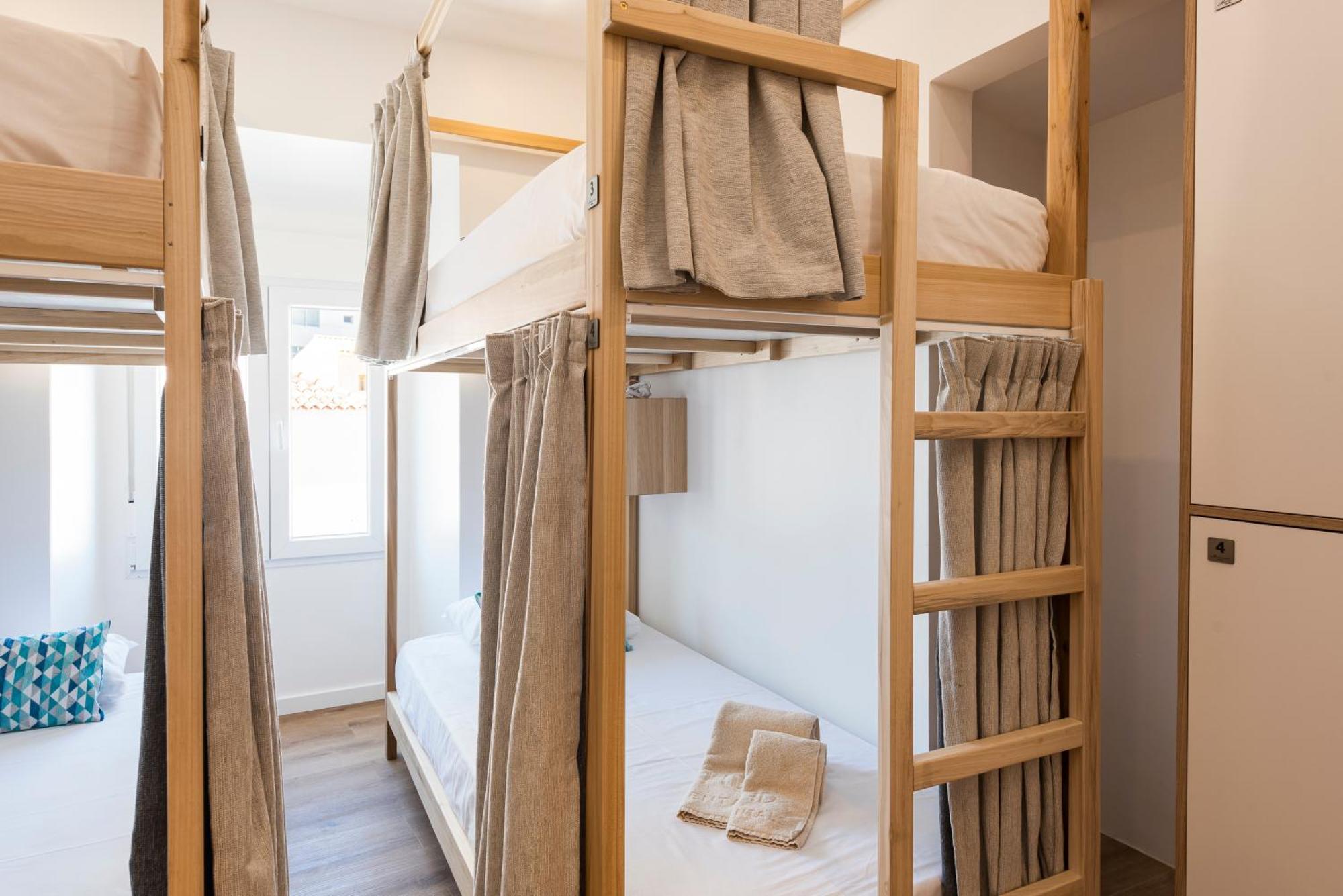 Madalena Hostel E Suites Faro Ngoại thất bức ảnh