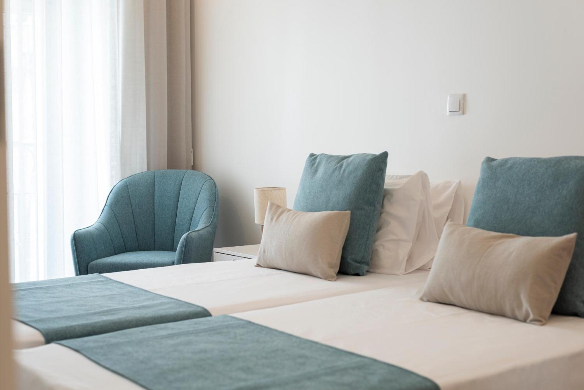 Madalena Hostel E Suites Faro Ngoại thất bức ảnh