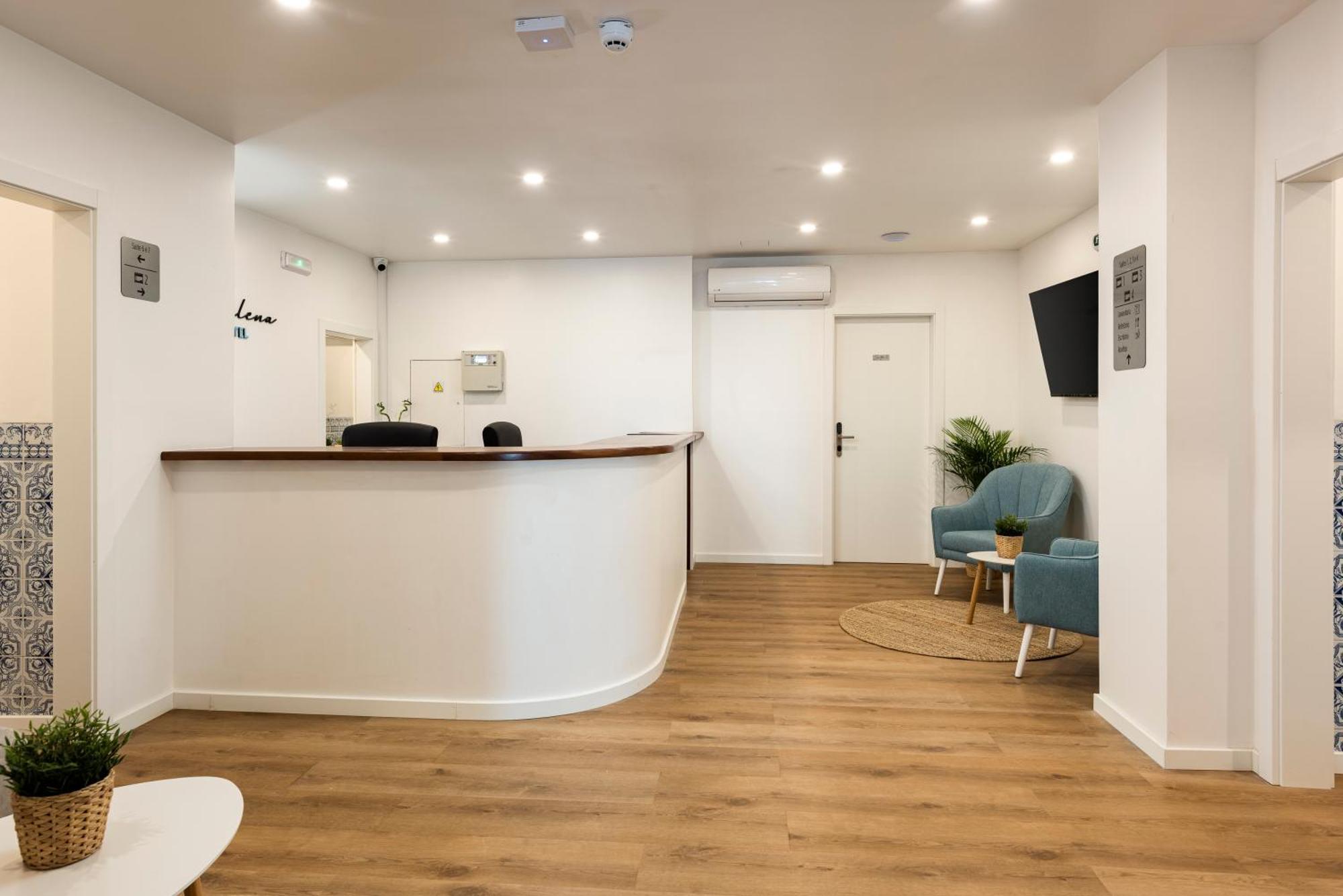 Madalena Hostel E Suites Faro Ngoại thất bức ảnh
