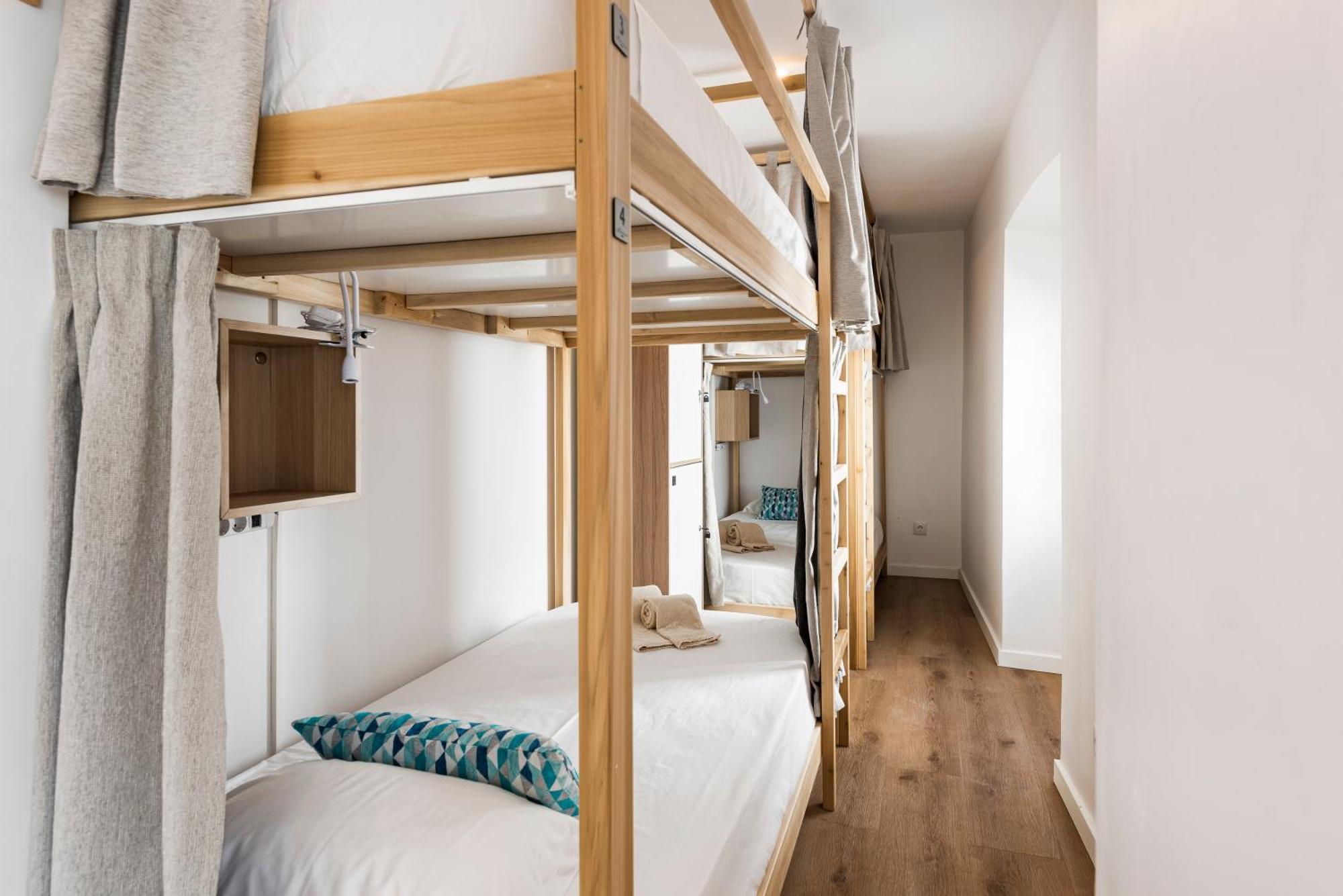 Madalena Hostel E Suites Faro Ngoại thất bức ảnh